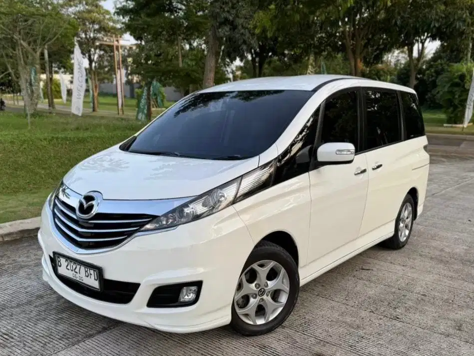 Mazda Biante Skyactiv 2015 Putih