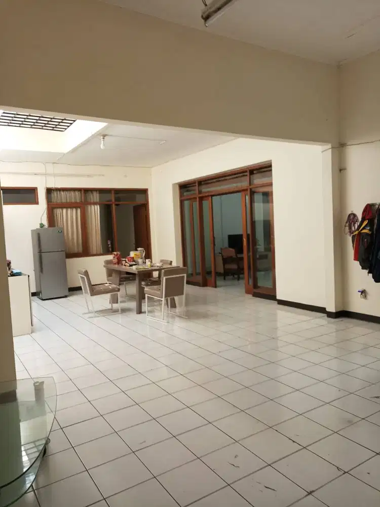 Pasirkaliki Bandung Dijual Cepat Rumah Terawat Siap Huni Strategis