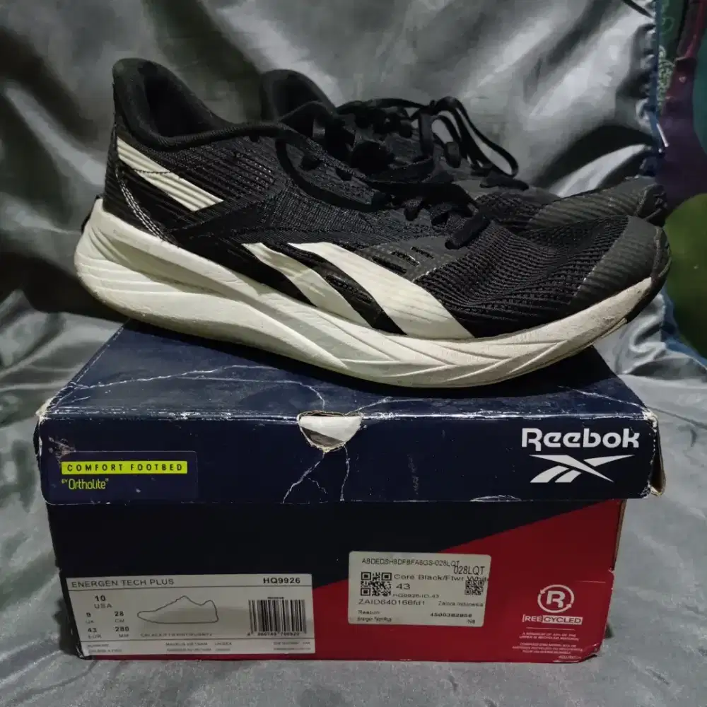 Sepatu Running Reebok Energen Tech Plus