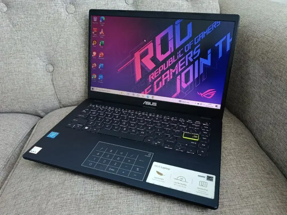 Laptop Asus Vivobook E410 Mulus Slim