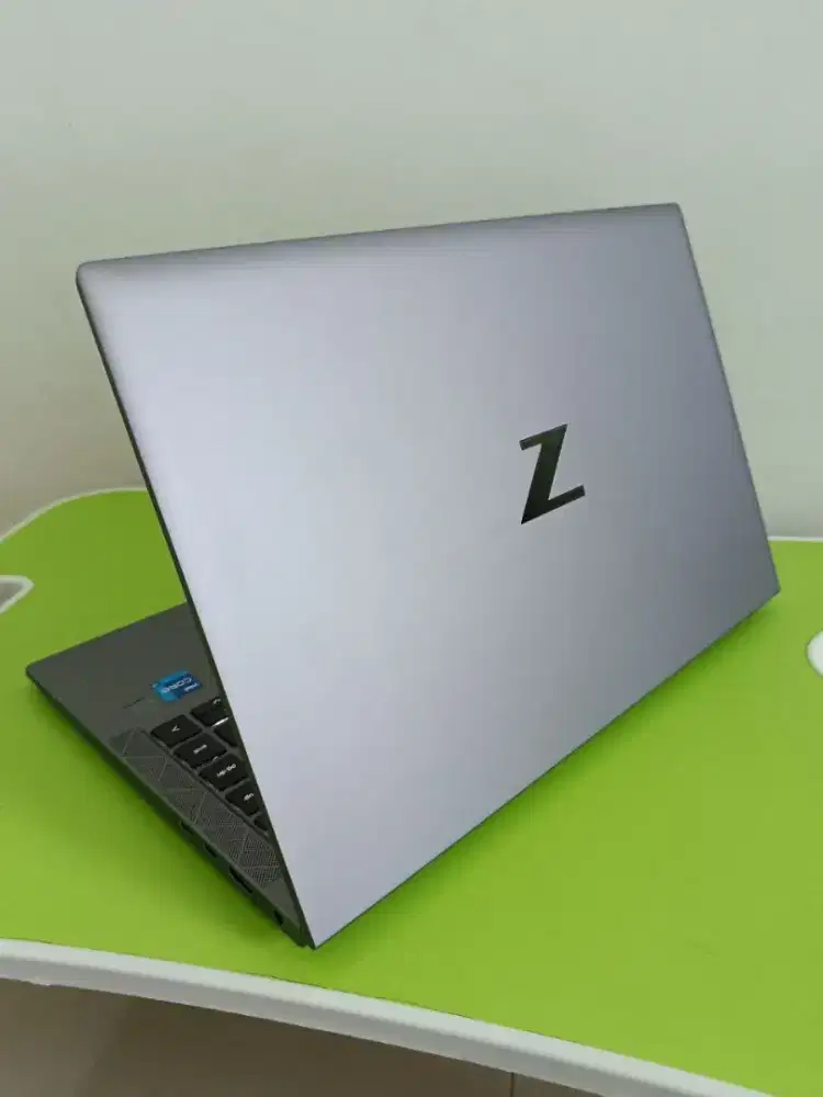 Laptop HP Zbook Core i7 Gen 11 RAM 16GB Slim
