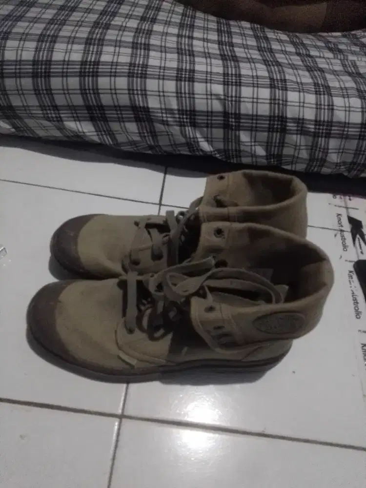 Palladium Baggy Canvas (02353-242-M)