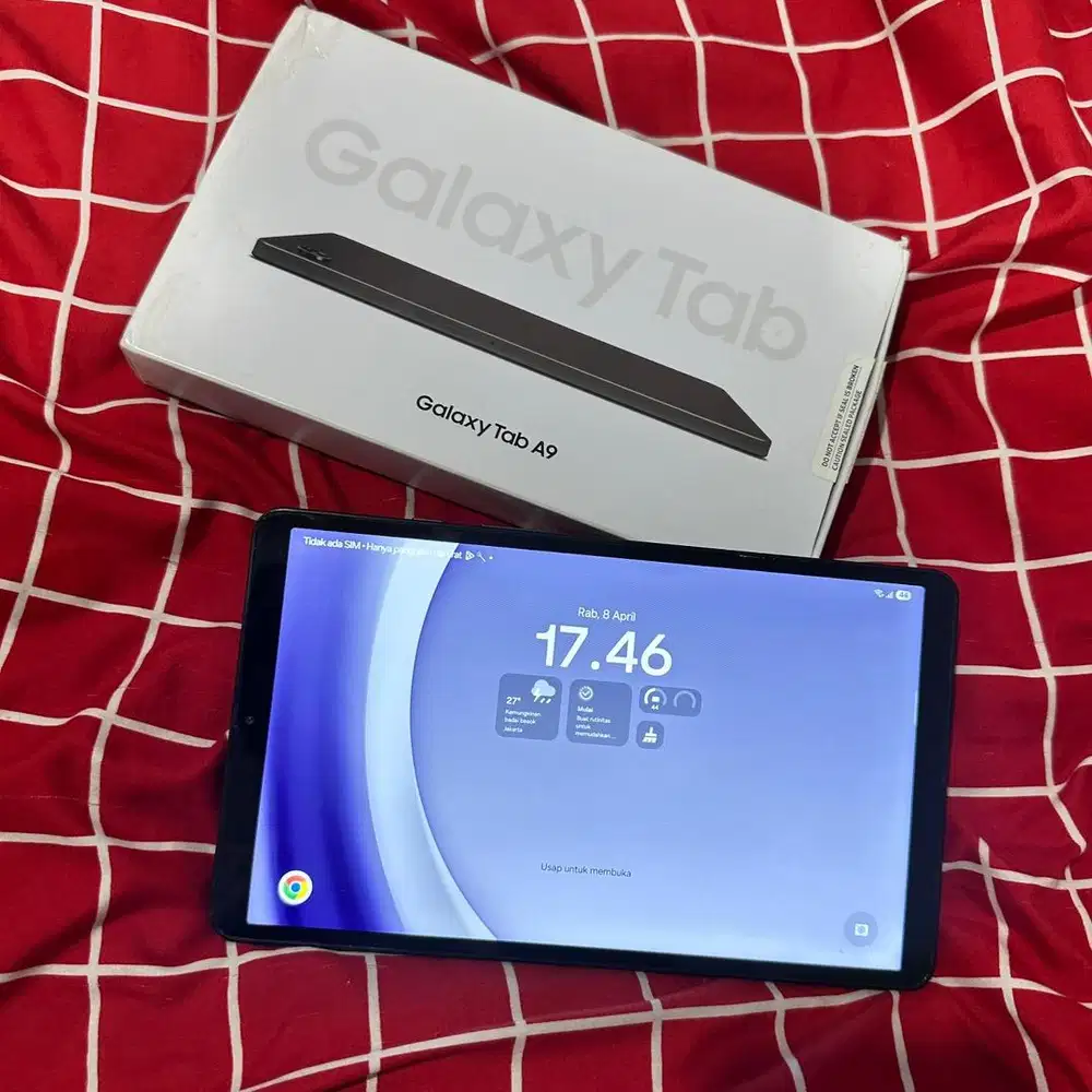 Tablet Samsung Galaxy Tab A9 LTE 4G Bisa Simcard 4/64GB