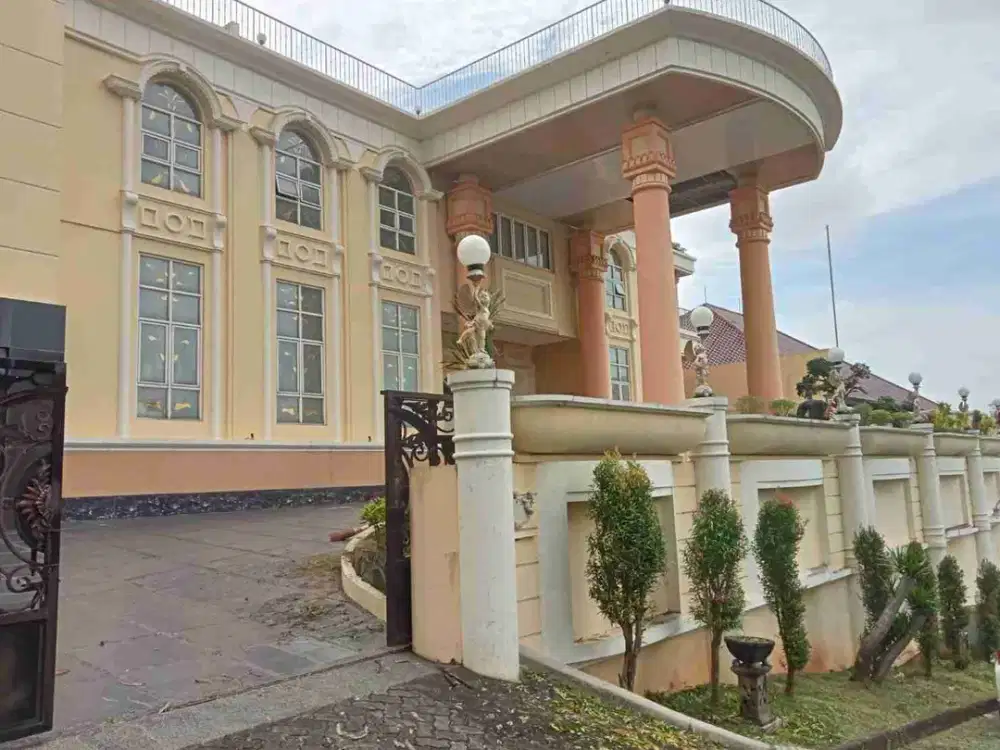 Rooftop View Menawan, Rumah Mewah Bukit Sari Gombel