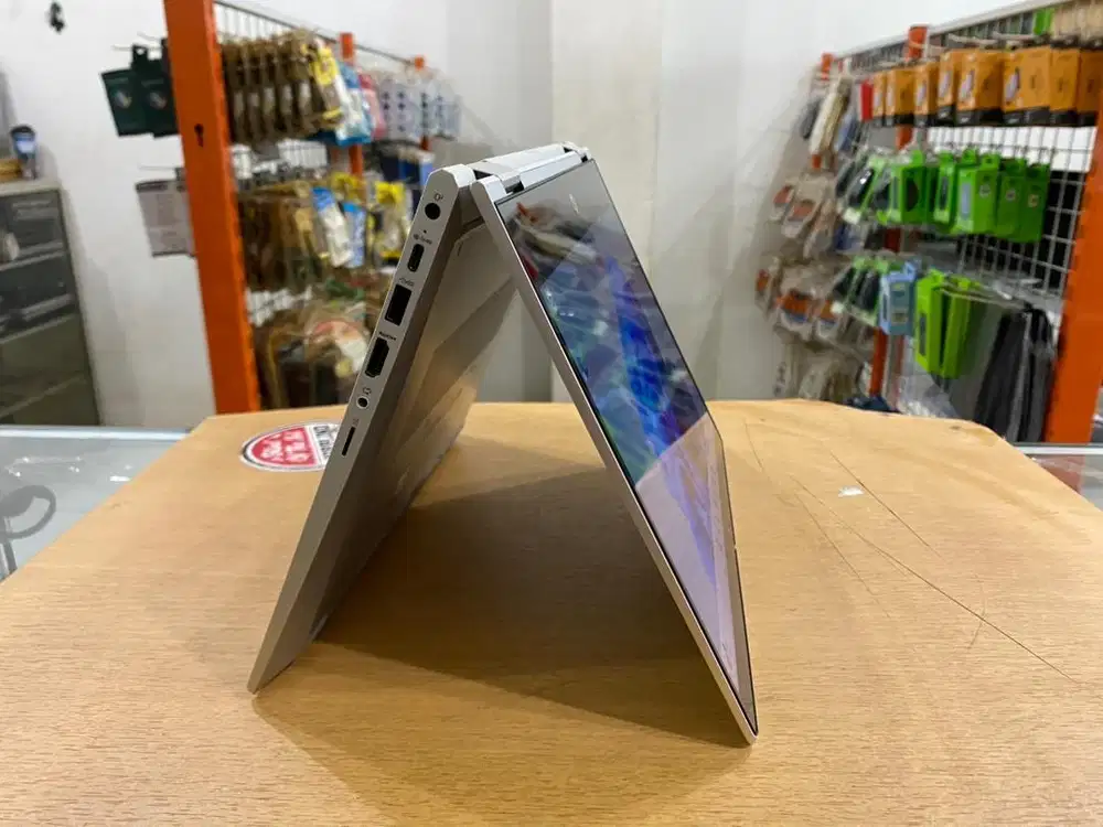 HP Probook X360 435 G7 Amd Ryzen 7 Pro Ram 16GB SSD 256Gb Touchs Mulus