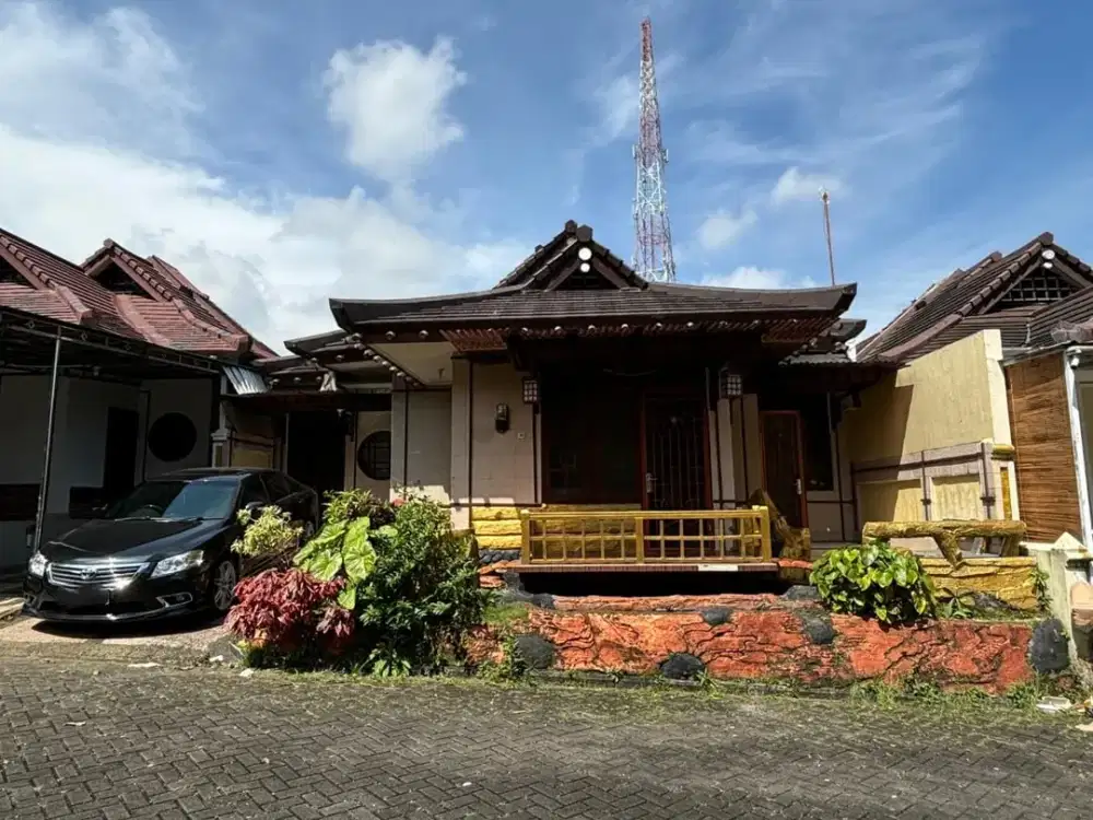 Disewakan Rumah Villa di Green Apple, Cipanas By Rumah Chinida (Jb)