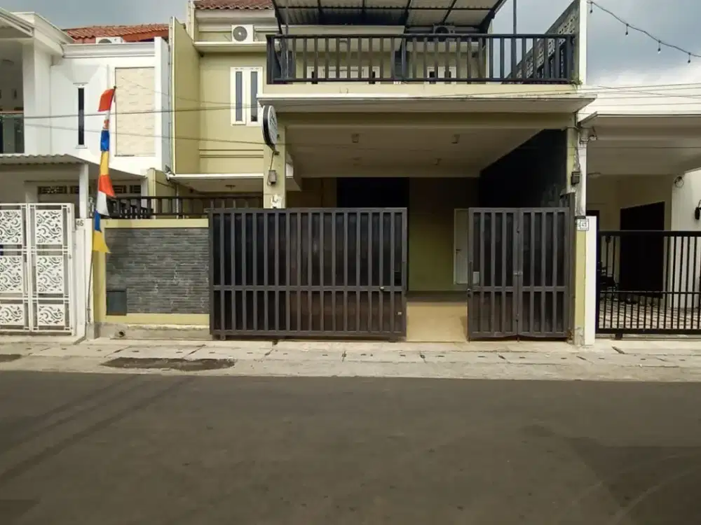 DIJUAL CEPAT RUMAH HOME STAY PRODUKTIF - LOKASI SANGAT STRATEGIS DI JL PALAGAN, YOGYAKARTA