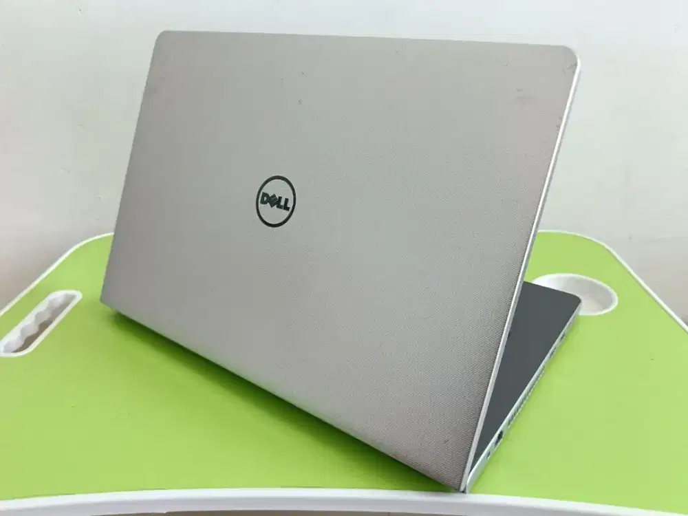 Laptop Dell Inspiron Core i7 RAM 10GB SSD 256 VGA 4GB