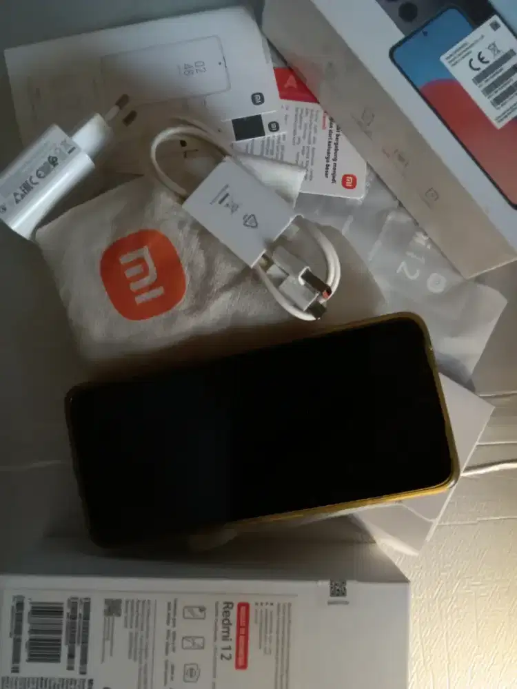 Redmi 12,midnight blaxk 8gb/256 gb
