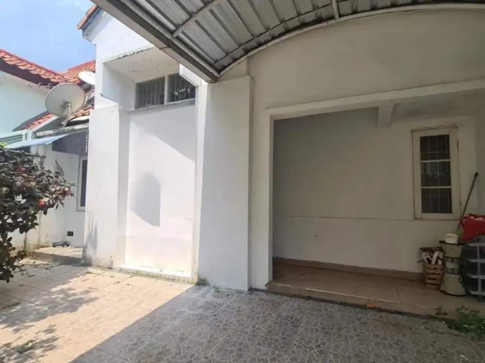 Dijual Rumah Taman Puspa Raya Strategis Siap Huni