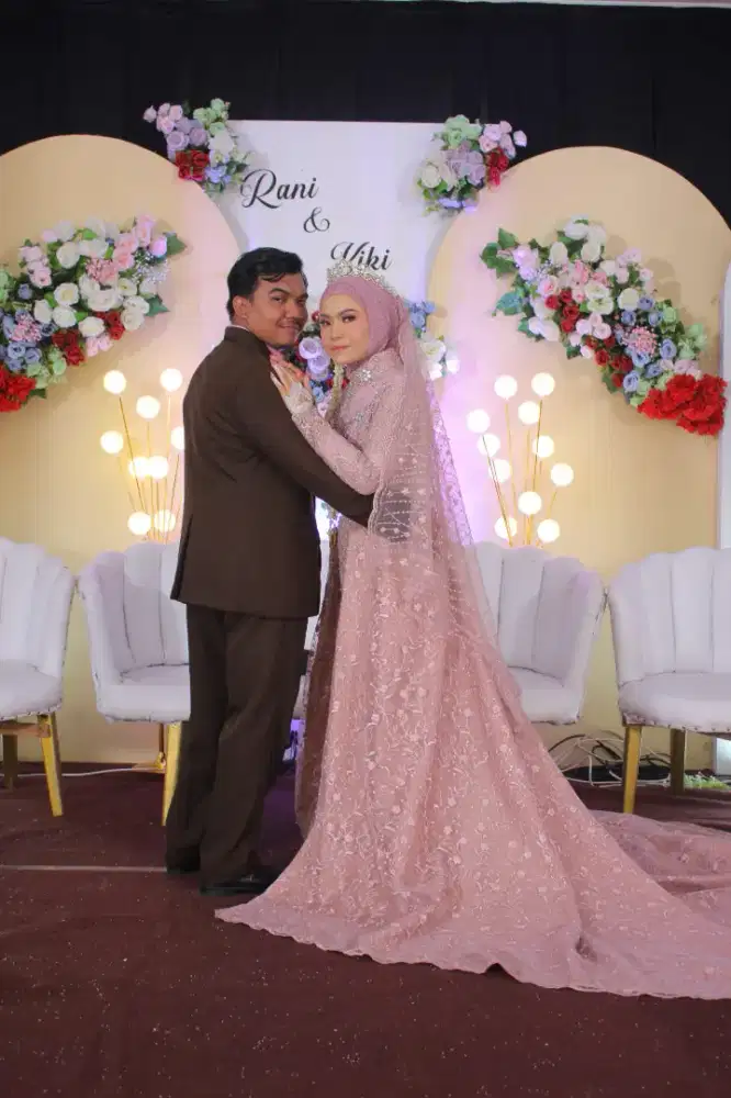 Makeup, hairdo, hijabdo, henna,weddinggalery, paketpernikahan,dekorasi