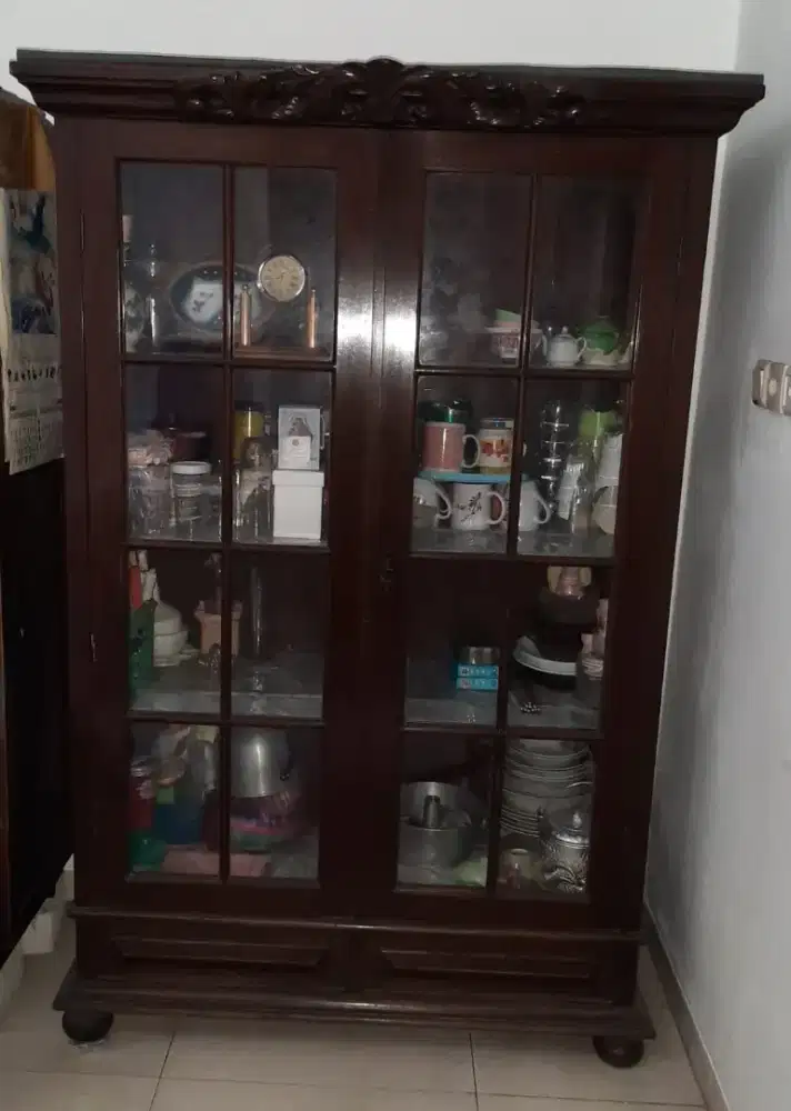 Lemari Jati Tua Antik thn 40 an