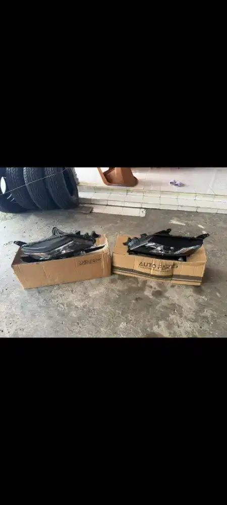 Lampu depan Triton 2022