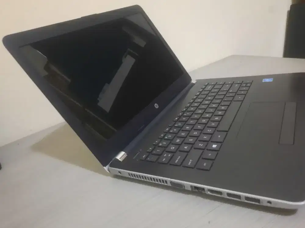 Jual Murah Laptop Hp-14inc Tiba Tidak Tampil Masih Utuh Ram4/hdd-500