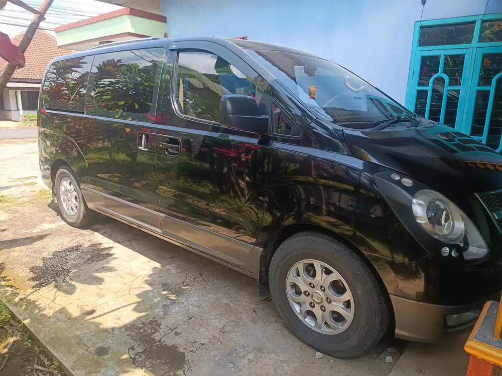 Hyundai H-1 2008 Bensin