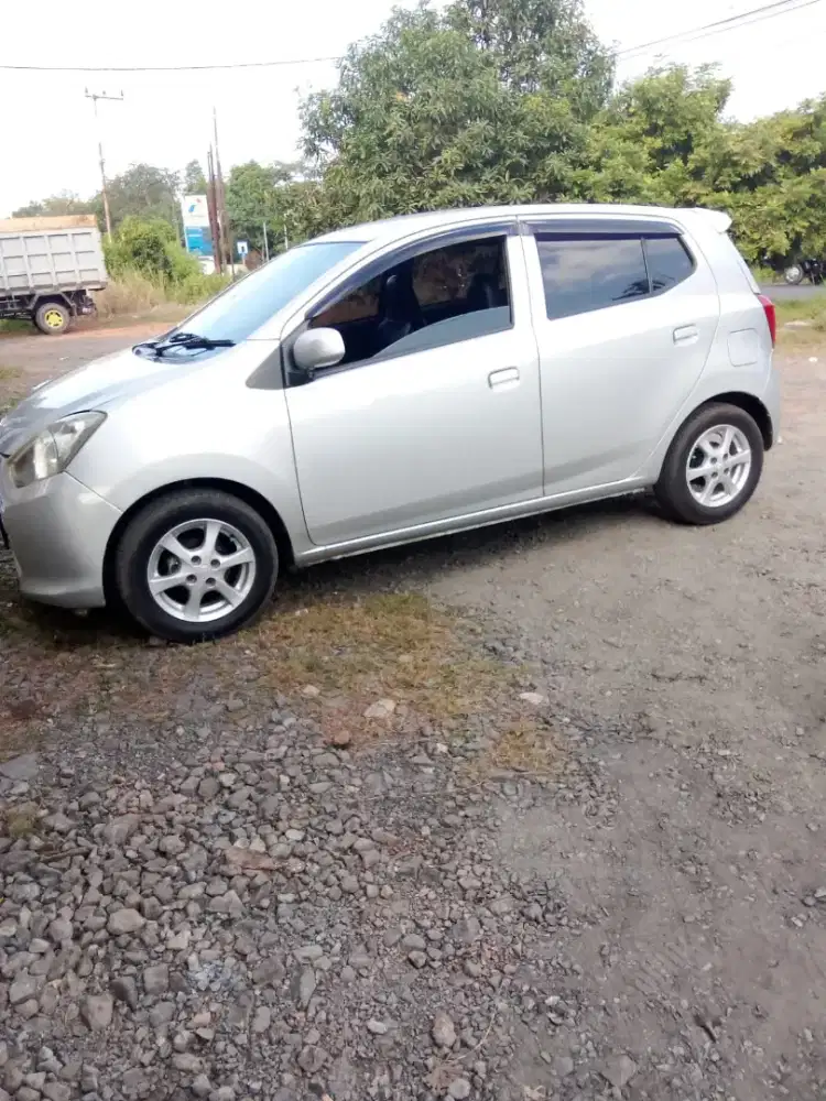 Di jual mobil Ayla tahun 2014 manual tipe M
