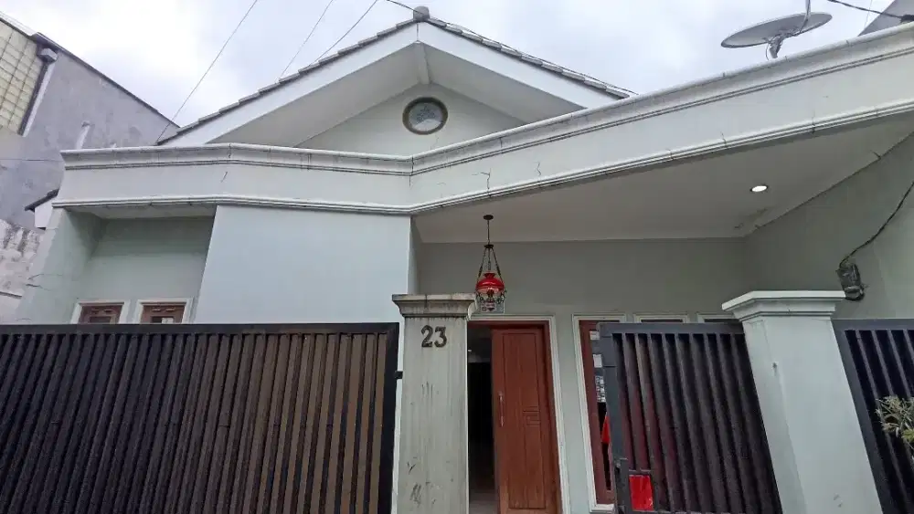 Disewakan Rumah di Tebet, 3 Kamar Tidur, 3 Kamar Mandi