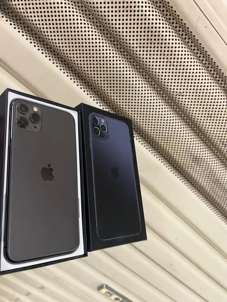 iphone 11 pro max 512gb  baru natp betul