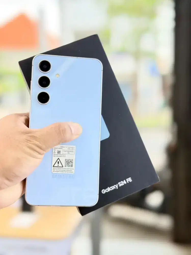 Samsung s24 FE 5G 8/128 like new