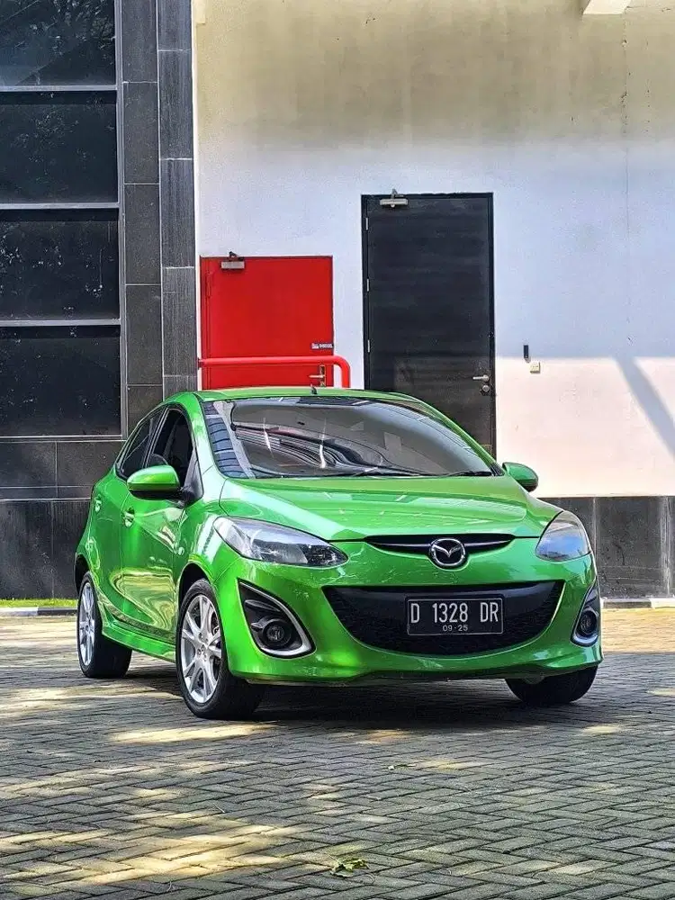 LOW KM!! DP 14JT MAZDA 2 HB R 1.5L AT 2010 FULL SET