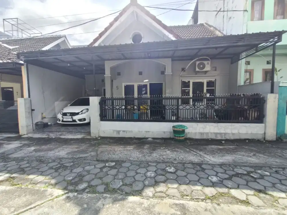 DIJUAL CEPAT RUMAH SIAP HUNI SUPER STRATEGIS DI DEPAN MALL AMBARUKMO PLAZA SLEMAN