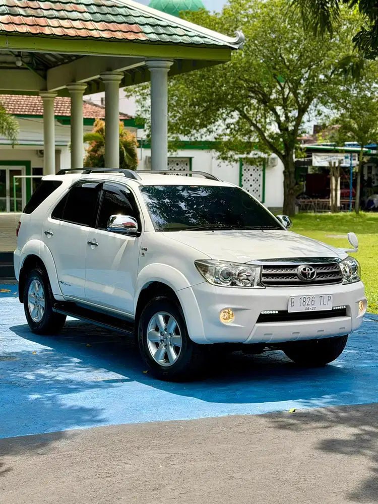 Fortuner 2.5 G Th 2011 Diesel Automatic Low KM OriginaL!