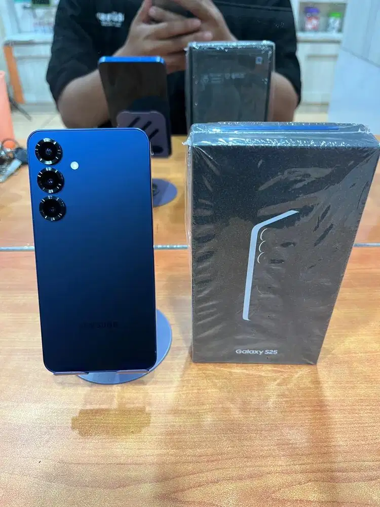 Second Samsung Galaxy S25 5g Ram 12/512 Gb Fullset no minus