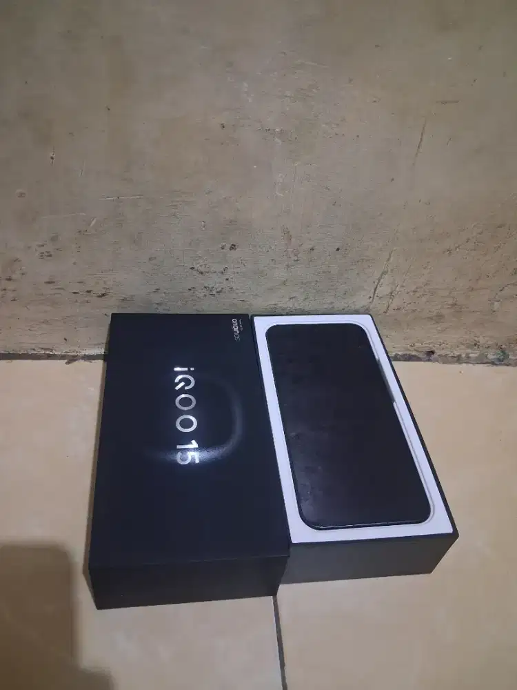 Iqoo 15 16/512 second