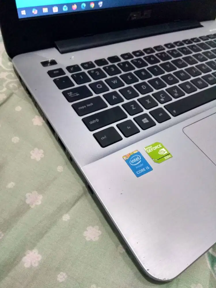 Laptop Bekas Murah Asus A455lF - Core i5 Nvidia 2gb SSD - Bergaransi