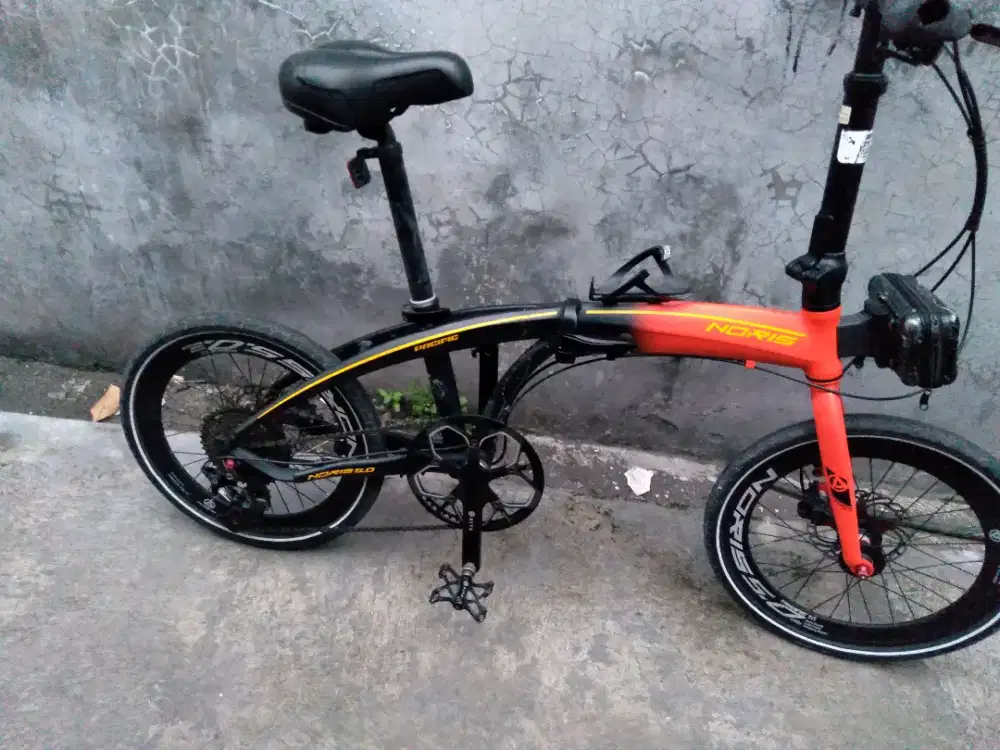 Sepeda lipat pacific