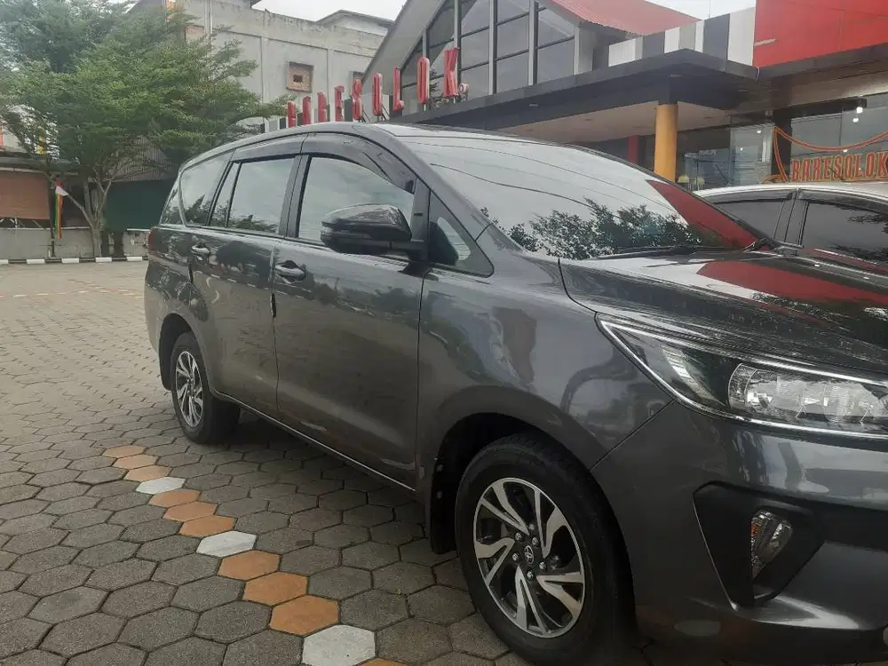 Innova Reborn Solar Matic low kilometer full orisinil