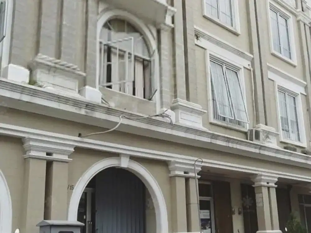 Disewakan Ruko Thematic 3 Lantai Lokasi Strategis di Gading Serpong