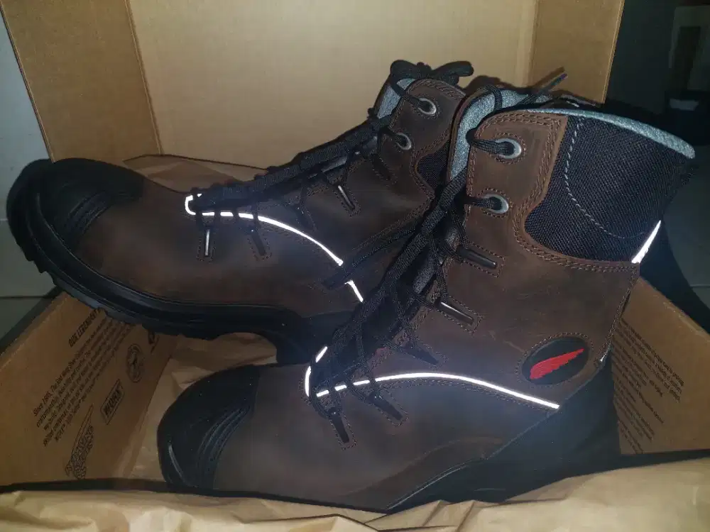 2 pasang Red Wing 3229 Original – NEW Size 43