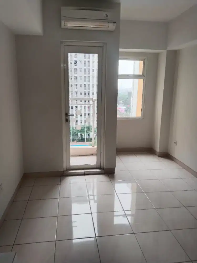 Studio Unfurnished Apartemen Springlake Summarecon Bekasi