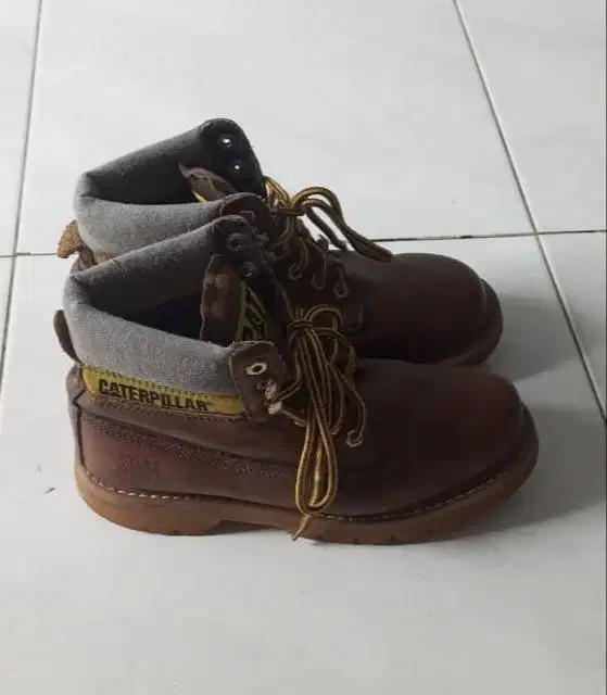 Sepatu boots Caterpillar Colorado 2.0 Original size 41