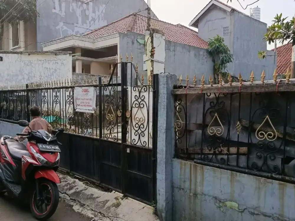 Dijual tanah lokasi di jalan pondok cabe 1 surat SHM
