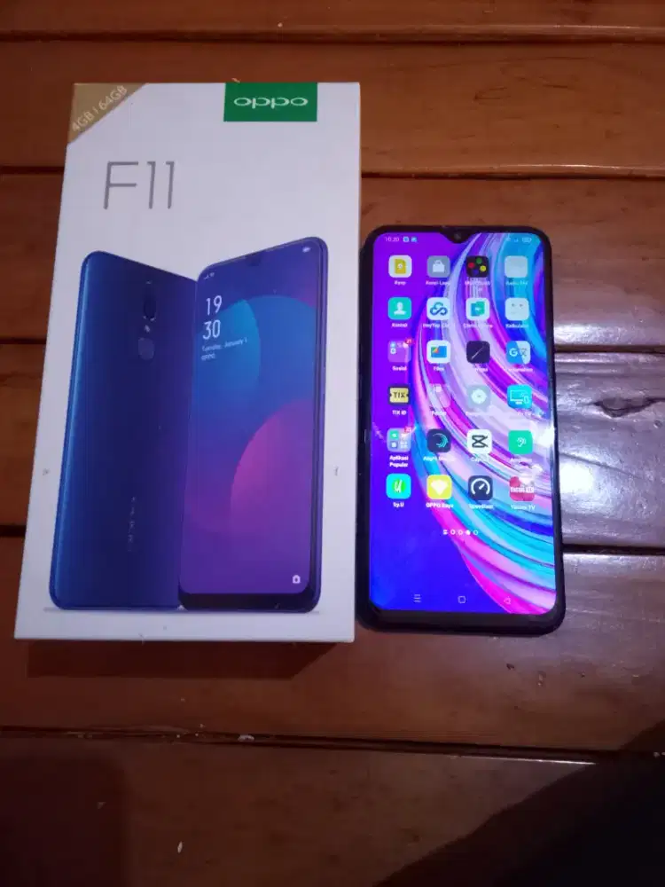 jual santai , bt , mahar atau tuker tambah tOppo  F11