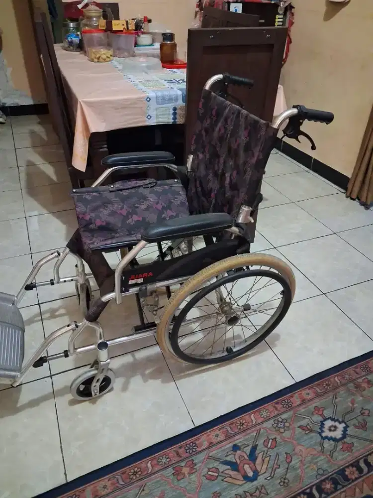 Kursi Roda Merk JUARA