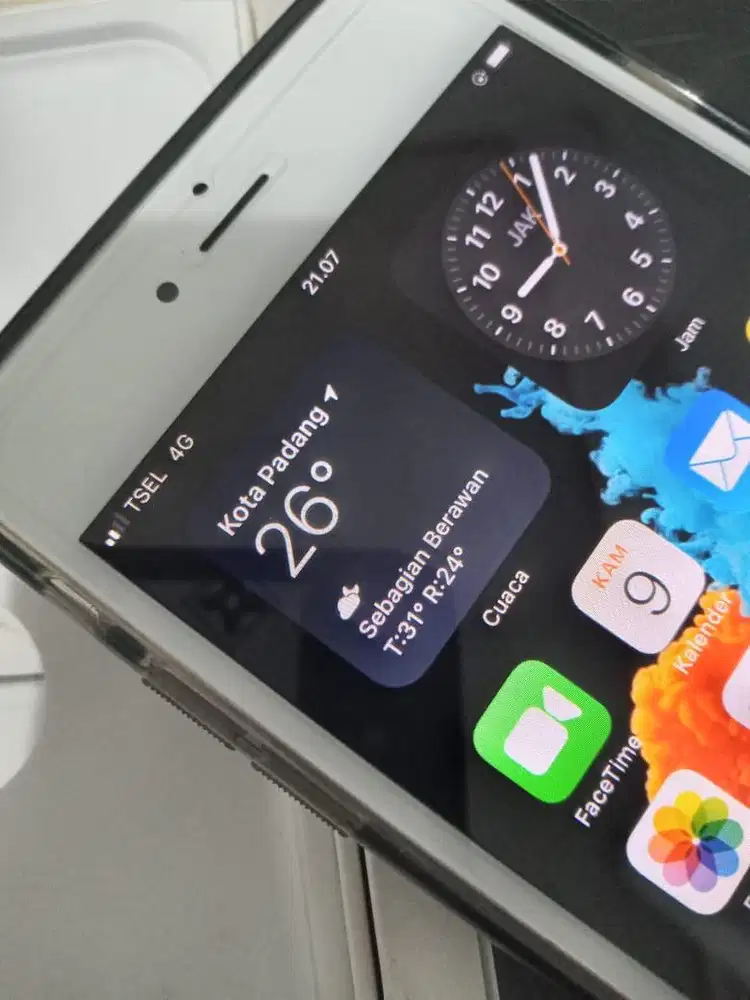 Iphone 6s plus/64gb fullset nota dan jarum.