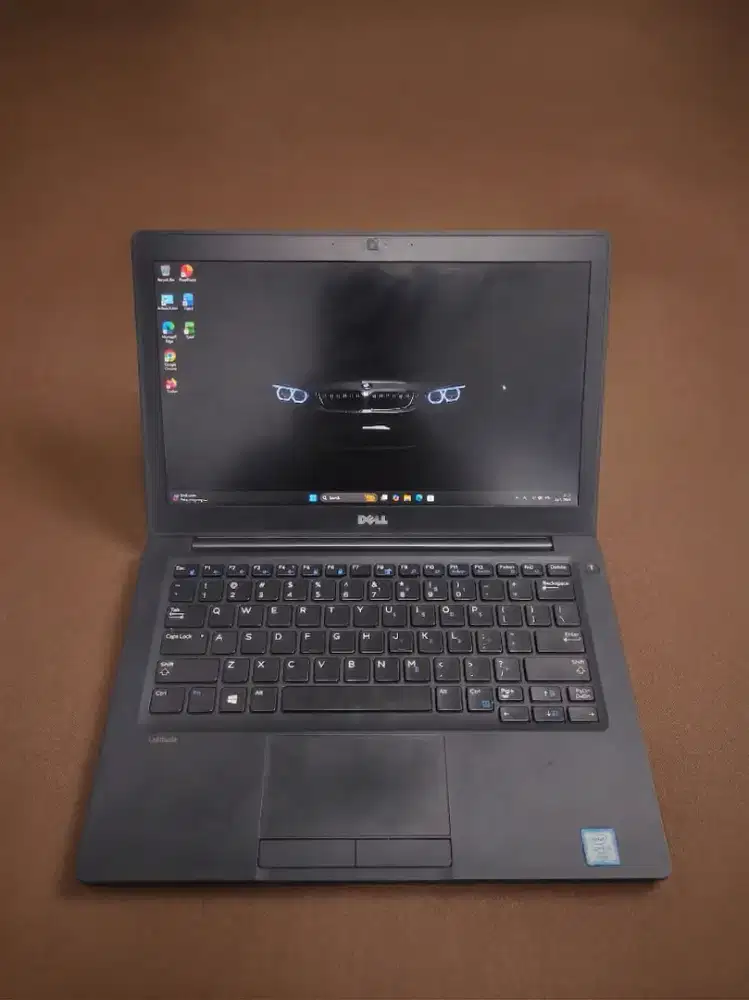 LAPTOP RAM 8GB SSD256 INTEL I5