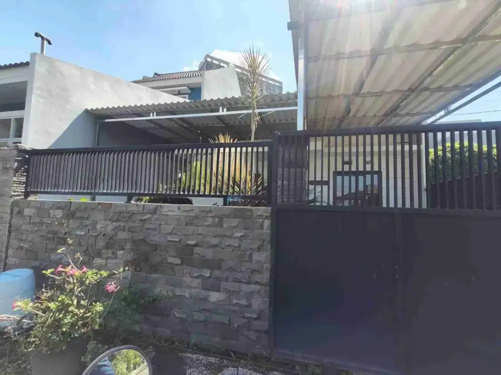 Disewakan rumah 1 lantai cantik, asri, nyaman siap huni Kahuripan Nirwana