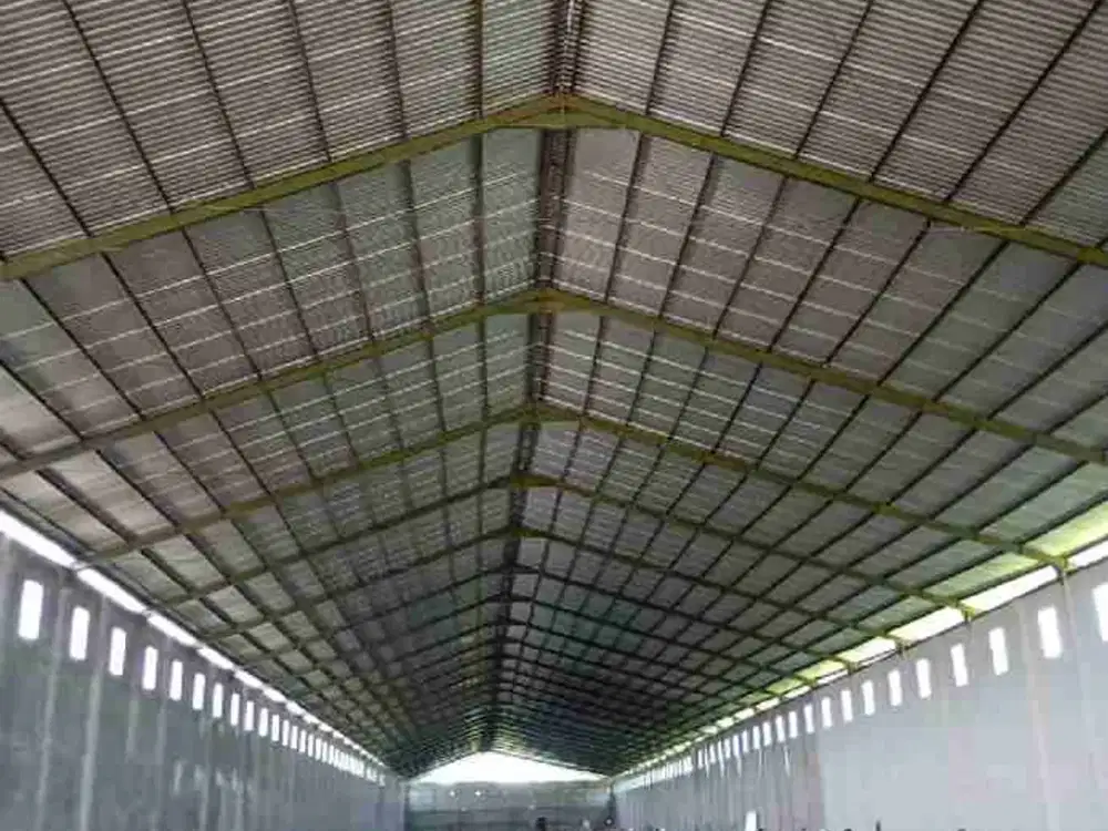 gudang sewa strategis jalan raya