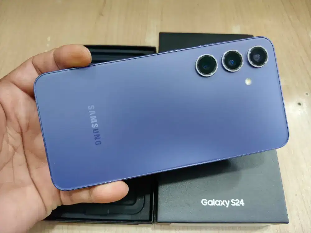 SECOND SAMSUNG S24 8/256GB Garansi Resmi Samsung