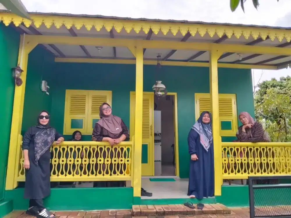 Di jual rumah model betawi