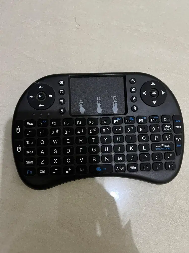 Keyboard mini portable TV
