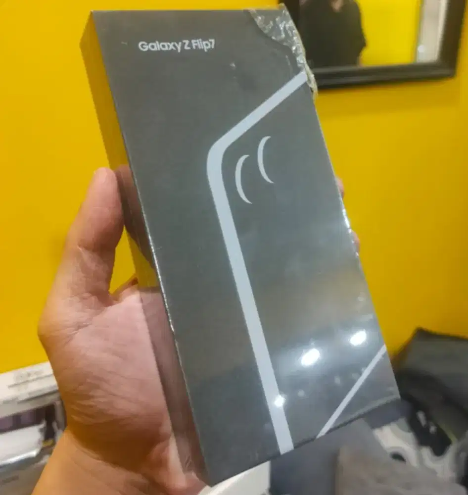 Samsung Galaxy Z Flip 7 12GB+256GB Shadow Blue BNIB Garansi Resmi SEIN