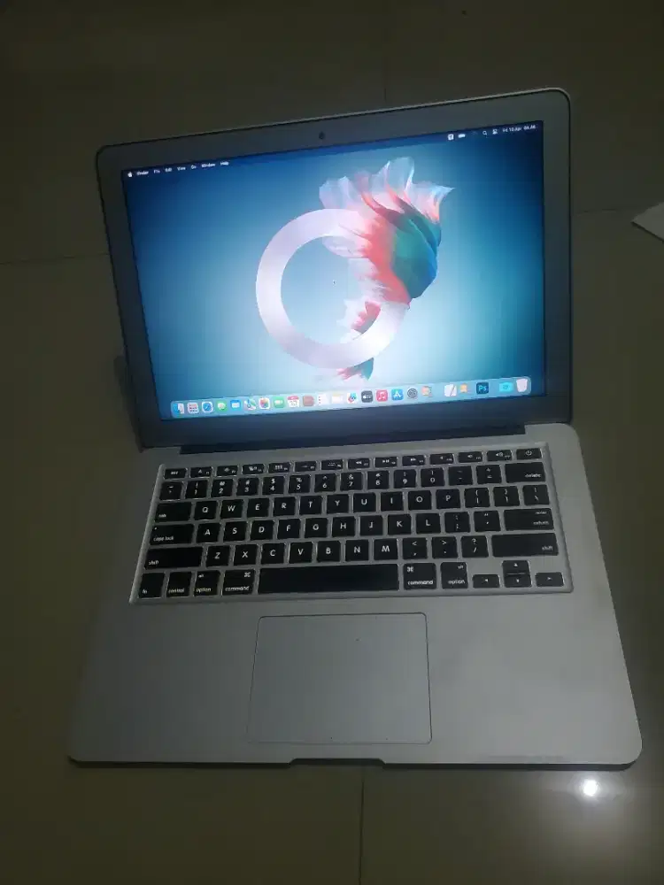 macbook air 2017 8/512gb tinggal pakai aj