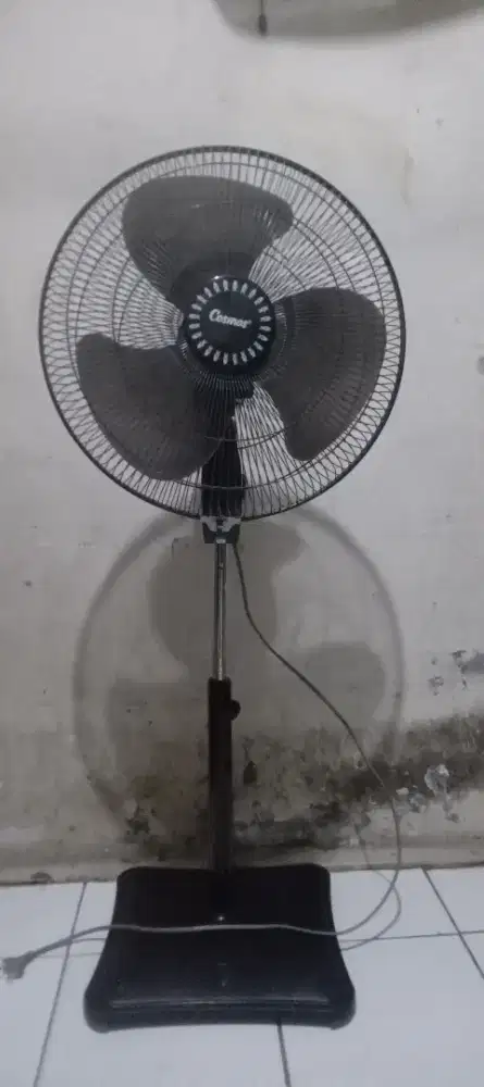 Kipas angin beediri COSMOS 16 inc