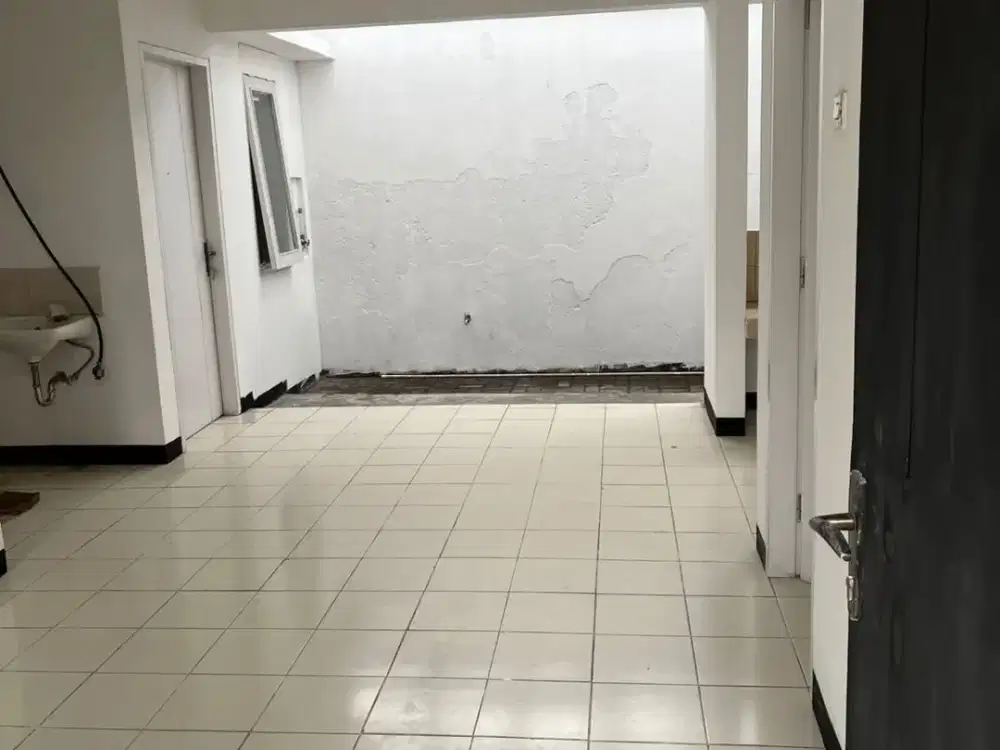 rumah di kota baru parahyangan KBP 3 kamar dekat stasiun kereta whoosh dan kampus