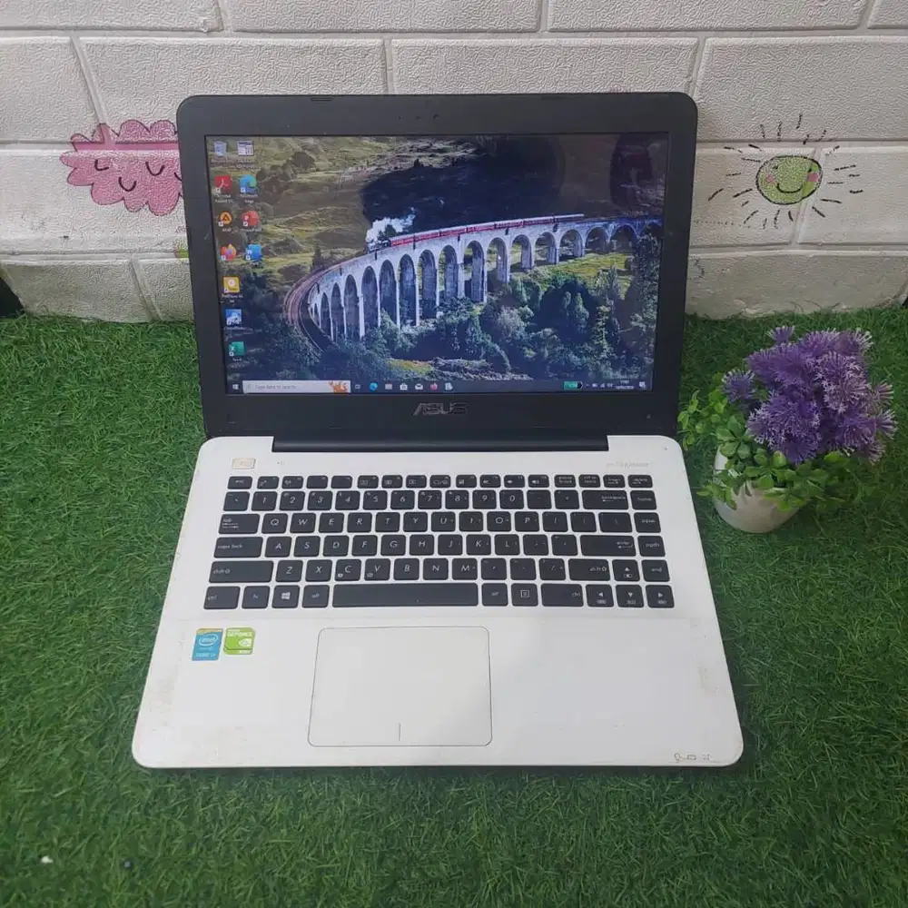 ASUS A455L INTEL CORE i3-4030U RAM 10GB SSD 120GB HDD 500GB NVIDIA GT